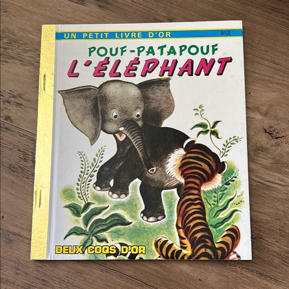 Vintage Book for Kids Un petit livre d'or n°229 "Pouf-patapouf l'éléphant" 1990